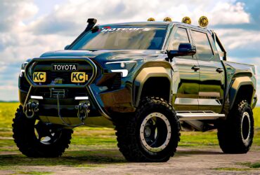 2025 TOYOTA TACOMA